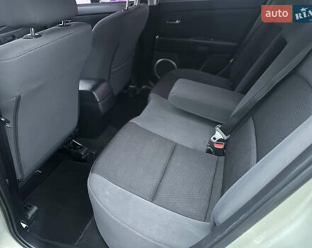 Зеленый Мазда 3, объемом двигателя 1.6 л и пробегом 238 тыс. км за 5200 $, фото 7 на Automoto.ua