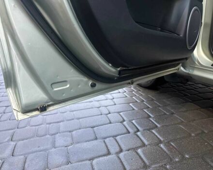 Зеленый Мазда 3, объемом двигателя 1.6 л и пробегом 238 тыс. км за 5200 $, фото 10 на Automoto.ua