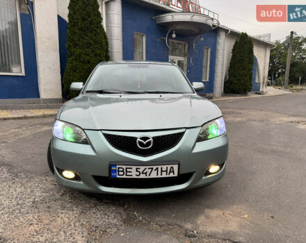 Зелений Мазда 3, об'ємом двигуна 1.6 л та пробігом 340 тис. км за 3850 $, фото 1 на Automoto.ua