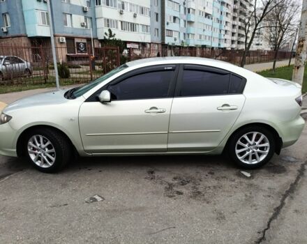 Зеленый Мазда 3, объемом двигателя 1.6 л и пробегом 230 тыс. км за 5700 $, фото 1 на Automoto.ua