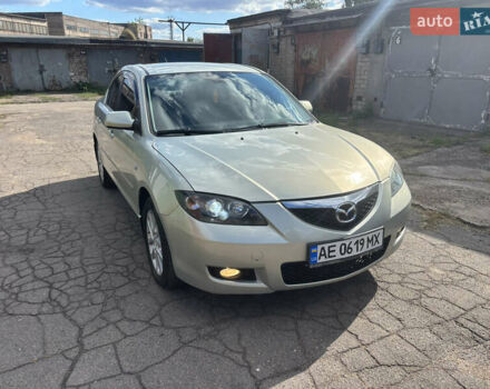 Зеленый Мазда 3, объемом двигателя 1.6 л и пробегом 192 тыс. км за 5299 $, фото 1 на Automoto.ua