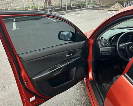 Помаранчевий Мазда 3, об'ємом двигуна 1.6 л та пробігом 198 тис. км за 4400 $, фото 4 на Automoto.ua