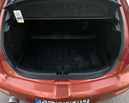 Оранжевый Мазда 3, объемом двигателя 1.6 л и пробегом 181 тыс. км за 4600 $, фото 14 на Automoto.ua