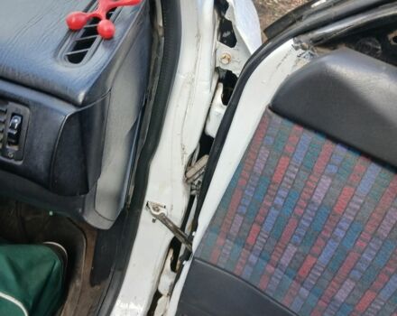 Білий Мазда 323, об'ємом двигуна 1.3 л та пробігом 500 тис. км за 715 $, фото 13 на Automoto.ua