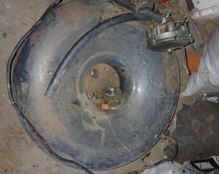 Білий Мазда 323, об'ємом двигуна 1.3 л та пробігом 500 тис. км за 715 $, фото 21 на Automoto.ua