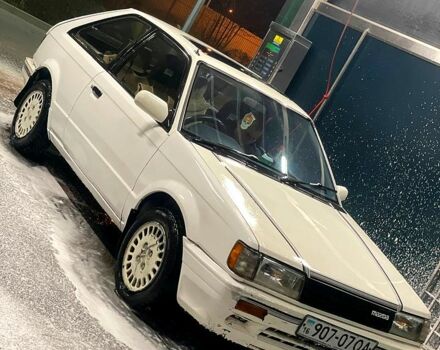 Білий Мазда 323, об'ємом двигуна 15 л та пробігом 300 тис. км за 750 $, фото 4 на Automoto.ua