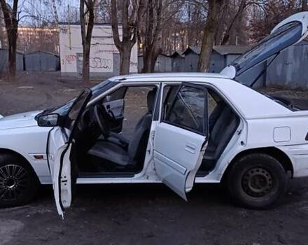 Белый Мазда 323, объемом двигателя 1.6 л и пробегом 469 тыс. км за 1500 $, фото 20 на Automoto.ua