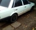 Белый Мазда 323, объемом двигателя 1.3 л и пробегом 100 тыс. км за 750 $, фото 2 на Automoto.ua