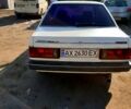 Белый Мазда 323, объемом двигателя 1.3 л и пробегом 389 тыс. км за 700 $, фото 4 на Automoto.ua