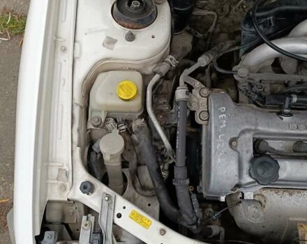 Белый Мазда 323, объемом двигателя 1.5 л и пробегом 420 тыс. км за 2750 $, фото 30 на Automoto.ua