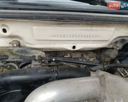 Белый Мазда 323, объемом двигателя 1.5 л и пробегом 420 тыс. км за 2750 $, фото 34 на Automoto.ua