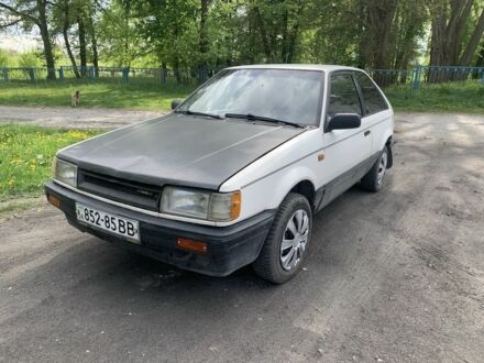 Мазда 323 1986 у Барановке на Automoto.ua Білий Мазда 323, об'ємом двигуна 1.6 л та пробігом 350 тис. км за 600 $, фото 1 на Automoto.ua