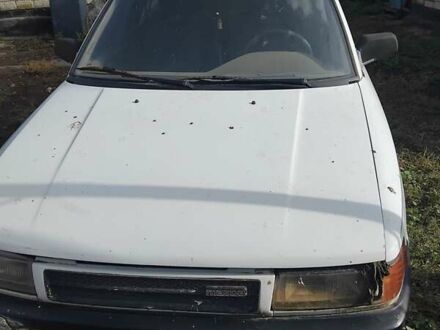 Мазда 323 1991 у Соленом на Automoto.ua Білий Мазда 323, об'ємом двигуна 1.7 л та пробігом 300 тис. км за 600 $, фото 1 на Automoto.ua