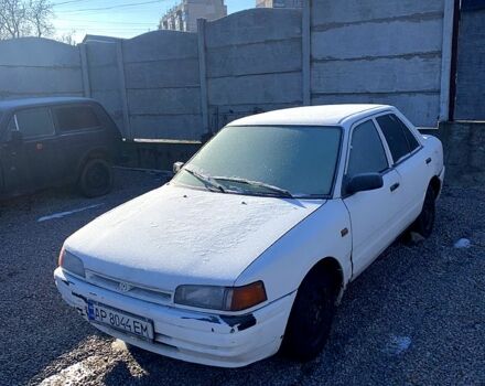 Белый Мазда 323, объемом двигателя 1.7 л и пробегом 0 тыс. км за 1150 $, фото 1 на Automoto.ua