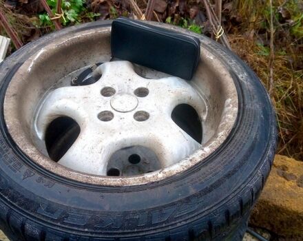 Бежевый Мазда 323, объемом двигателя 0.6 л и пробегом 423 тыс. км за 2000 $, фото 1 на Automoto.ua