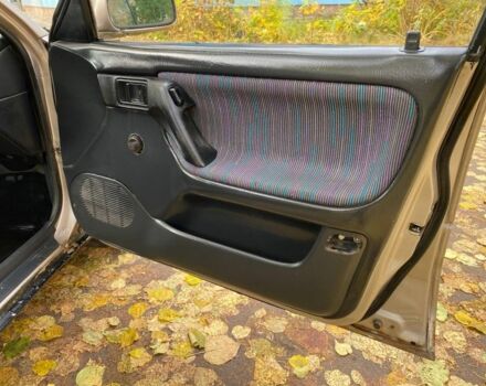 Бежевий Мазда 323, об'ємом двигуна 1.6 л та пробігом 400 тис. км за 899 $, фото 21 на Automoto.ua