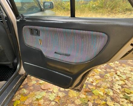 Бежевий Мазда 323, об'ємом двигуна 1.6 л та пробігом 400 тис. км за 899 $, фото 19 на Automoto.ua