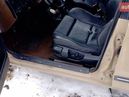 Бежевий Мазда 323, об'ємом двигуна 1.7 л та пробігом 156 тис. км за 1100 $, фото 1 на Automoto.ua