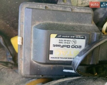 Чорний Мазда 323, об'ємом двигуна 1.84 л та пробігом 320 тис. км за 1900 $, фото 17 на Automoto.ua