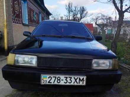 Чорний Мазда 323, об'ємом двигуна 1.5 л та пробігом 249 тис. км за 750 $, фото 1 на Automoto.ua