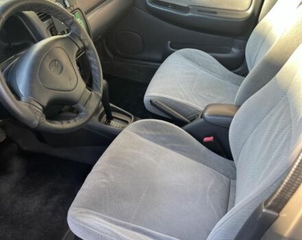 Коричневый Мазда 323, объемом двигателя 1.6 л и пробегом 199 тыс. км за 2400 $, фото 5 на Automoto.ua