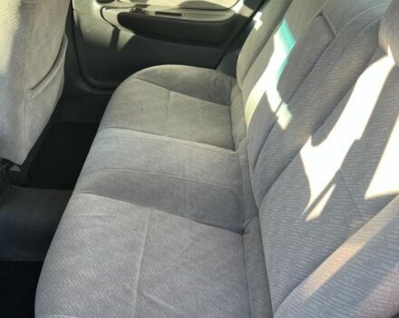 Коричневый Мазда 323, объемом двигателя 1.6 л и пробегом 199 тыс. км за 2400 $, фото 6 на Automoto.ua