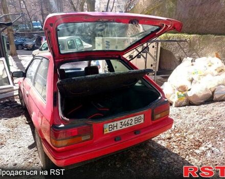 Красный Мазда 323, объемом двигателя 1.6 л и пробегом 506 тыс. км за 750 $, фото 6 на Automoto.ua