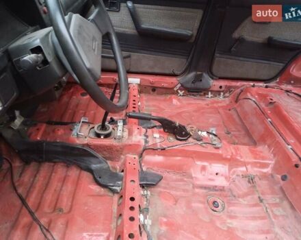 Червоний Мазда 323, об'ємом двигуна 1.3 л та пробігом 250 тис. км за 950 $, фото 20 на Automoto.ua