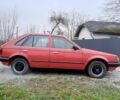 Червоний Мазда 323, об'ємом двигуна 1.3 л та пробігом 250 тис. км за 950 $, фото 2 на Automoto.ua