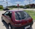 Червоний Мазда 323, об'ємом двигуна 1.3 л та пробігом 400 тис. км за 2000 $, фото 4 на Automoto.ua