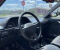 Червоний Мазда 323, об'ємом двигуна 1.3 л та пробігом 400 тис. км за 2000 $, фото 5 на Automoto.ua