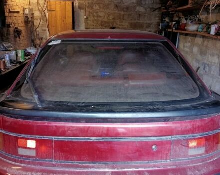 Красный Мазда 323, объемом двигателя 1.6 л и пробегом 400 тыс. км за 1500 $, фото 4 на Automoto.ua