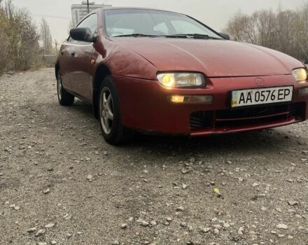 Красный Мазда 323, объемом двигателя 1.5 л и пробегом 323 тыс. км за 1100 $, фото 13 на Automoto.ua