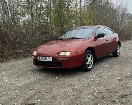 Красный Мазда 323, объемом двигателя 1.5 л и пробегом 323 тыс. км за 1100 $, фото 6 на Automoto.ua