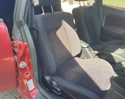 Красный Мазда 323, объемом двигателя 1.5 л и пробегом 431 тыс. км за 2700 $, фото 5 на Automoto.ua