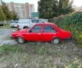 Красный Мазда 323, объемом двигателя 1.5 л и пробегом 260 тыс. км за 425 $, фото 1 на Automoto.ua