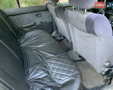 Червоний Мазда 323, об'ємом двигуна 1.3 л та пробігом 450 тис. км за 950 $, фото 12 на Automoto.ua