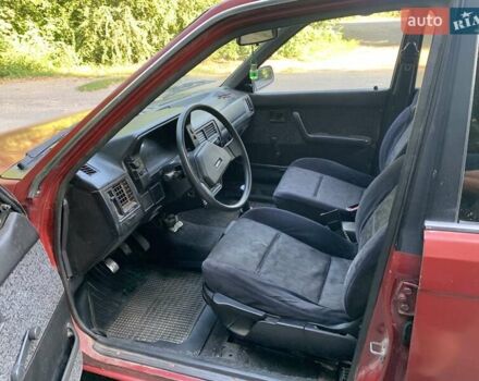 Червоний Мазда 323, об'ємом двигуна 1.3 л та пробігом 450 тис. км за 950 $, фото 14 на Automoto.ua
