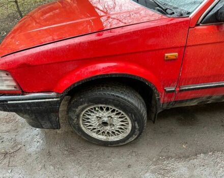 Мазда 323 1988 у Прилуках на Automoto.ua Червоний Мазда 323, об'ємом двигуна 2 л та пробігом 80 тис. км за 991 $, фото 3 на Automoto.ua