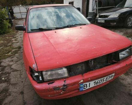 Красный Мазда 323, объемом двигателя 1.6 л и пробегом 500 тыс. км за 400 $, фото 2 на Automoto.ua