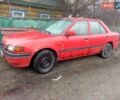 Красный Мазда 323, объемом двигателя 1.7 л и пробегом 270 тыс. км за 700 $, фото 2 на Automoto.ua