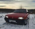 Красный Мазда 323, объемом двигателя 1.6 л и пробегом 300 тыс. км за 1150 $, фото 1 на Automoto.ua