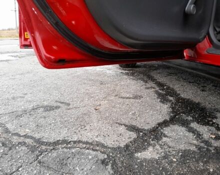 Червоний Мазда 323, об'ємом двигуна 1.5 л та пробігом 290 тис. км за 2800 $, фото 8 на Automoto.ua