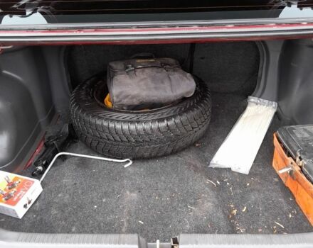 Червоний Мазда 323, об'ємом двигуна 1.5 л та пробігом 290 тис. км за 2800 $, фото 21 на Automoto.ua