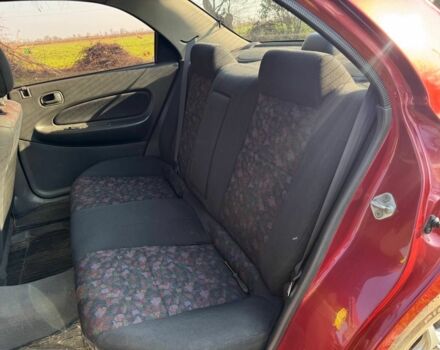 Червоний Мазда 323, об'ємом двигуна 1.8 л та пробігом 1 тис. км за 2450 $, фото 6 на Automoto.ua