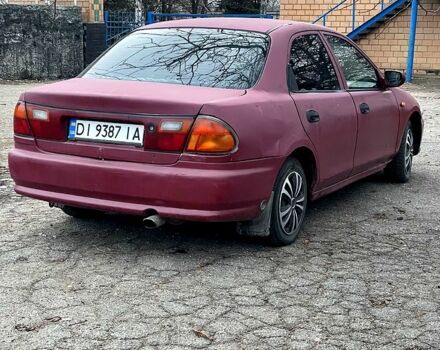 Красный Мазда 323, объемом двигателя 1.5 л и пробегом 0 тыс. км за 1600 $, фото 9 на Automoto.ua