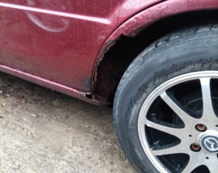 Красный Мазда 323, объемом двигателя 2 л и пробегом 2 тыс. км за 1700 $, фото 6 на Automoto.ua