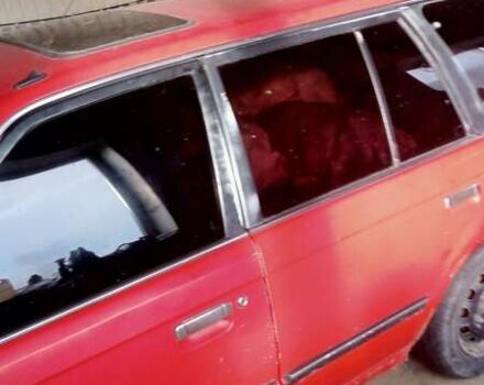 Червоний Мазда 323, об'ємом двигуна 1.72 л та пробігом 450 тис. км за 700 $, фото 1 на Automoto.ua