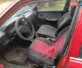 Червоний Мазда 323, об'ємом двигуна 1.49 л та пробігом 350 тис. км за 900 $, фото 4 на Automoto.ua