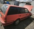 Красный Мазда 323, объемом двигателя 1.6 л и пробегом 300 тыс. км за 1000 $, фото 1 на Automoto.ua